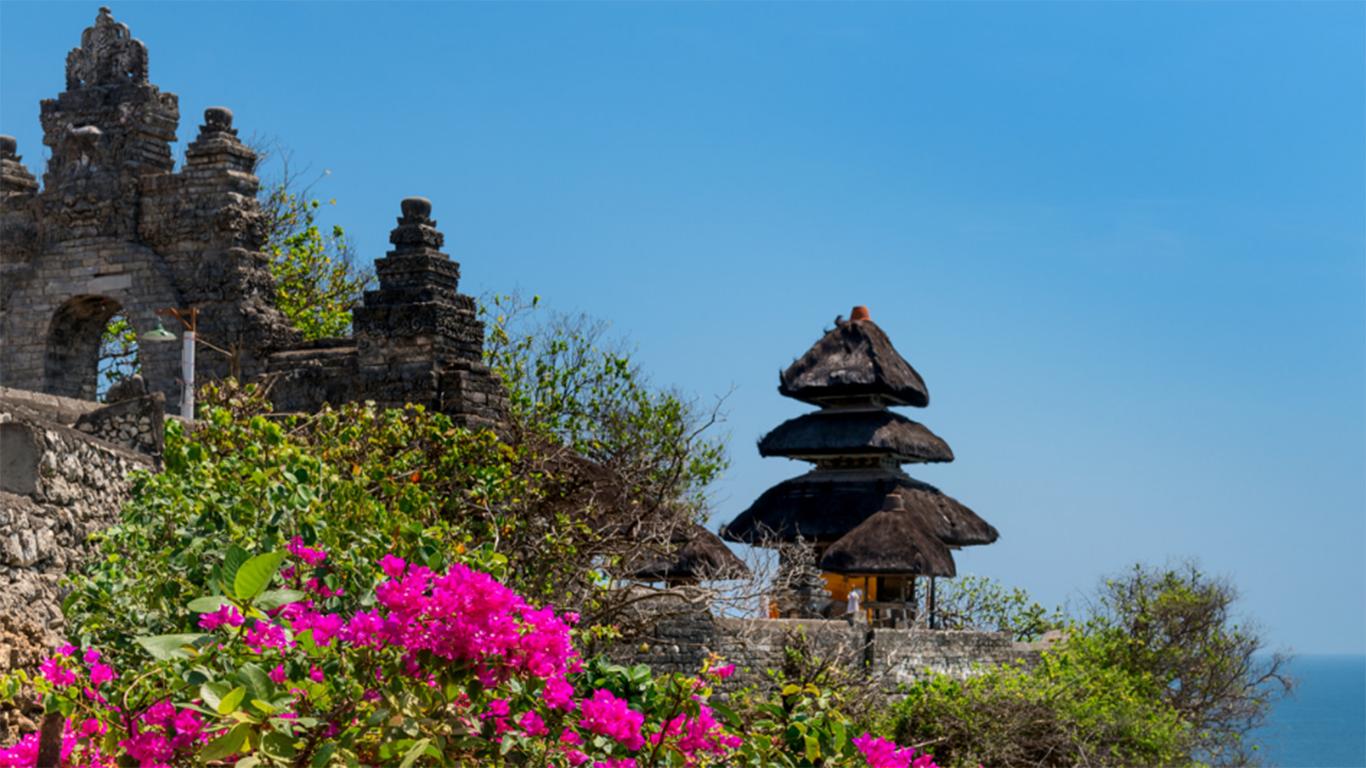 pura uluwatu bali