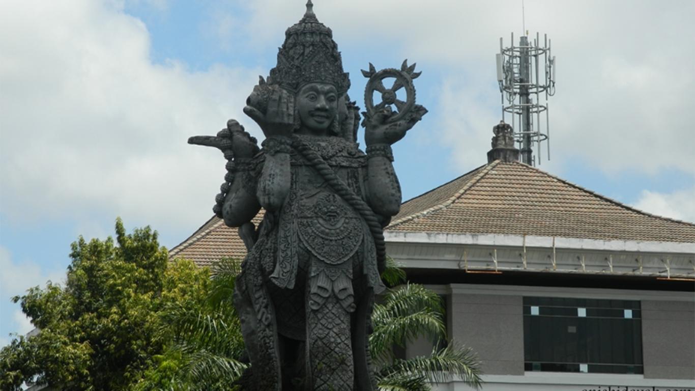 Monumen Dewa Catur Muka