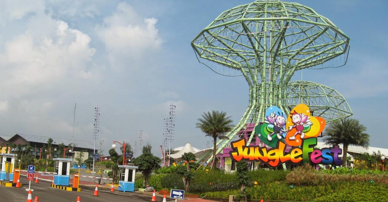 Subasuka Waterpark Harga Tiket Masuk 2021 : Taman Mini ...