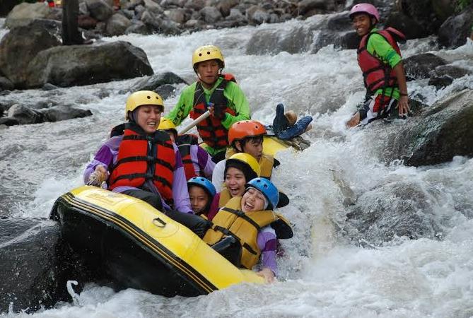 Harga Tiket Kereta Ke Bogor Rafting Cisadane Fasilitas Penginapan Lokasi Harga Paket
