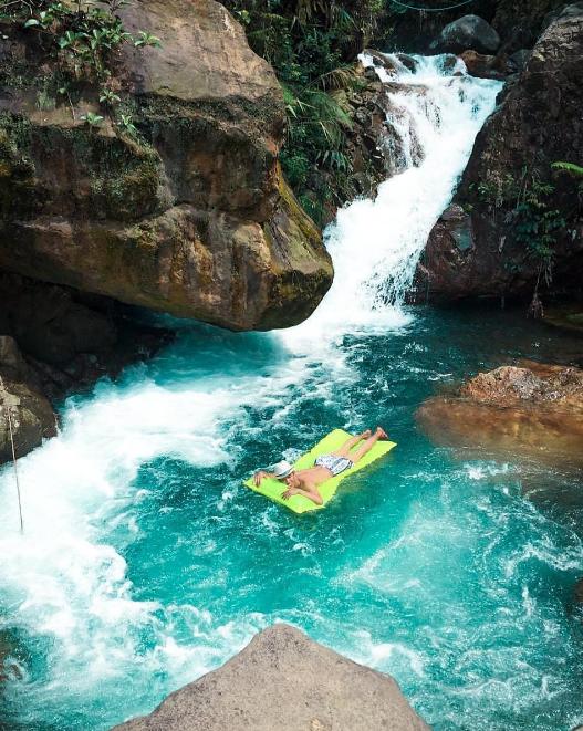 air terjun Ciburial