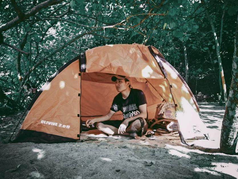 pantai teluk asmoro malang jawa timur