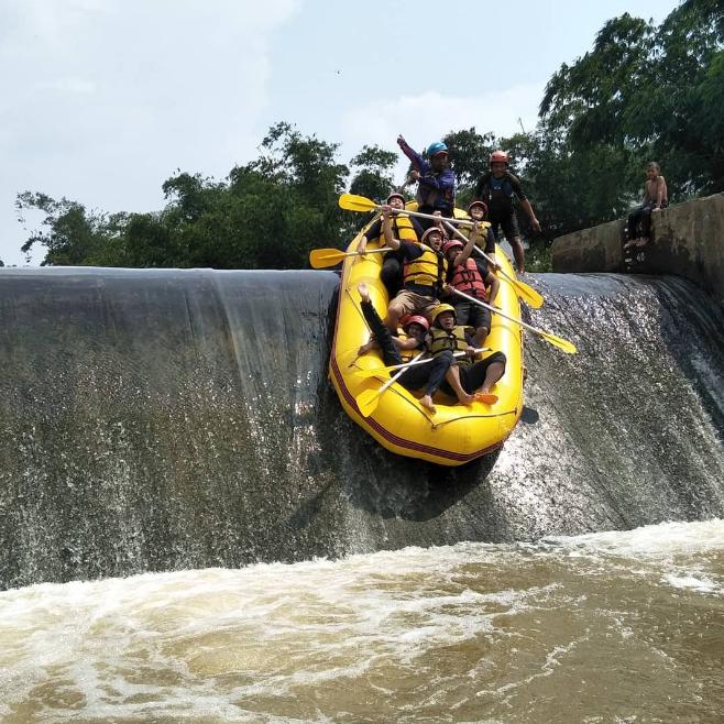 rafting bogor cisadane