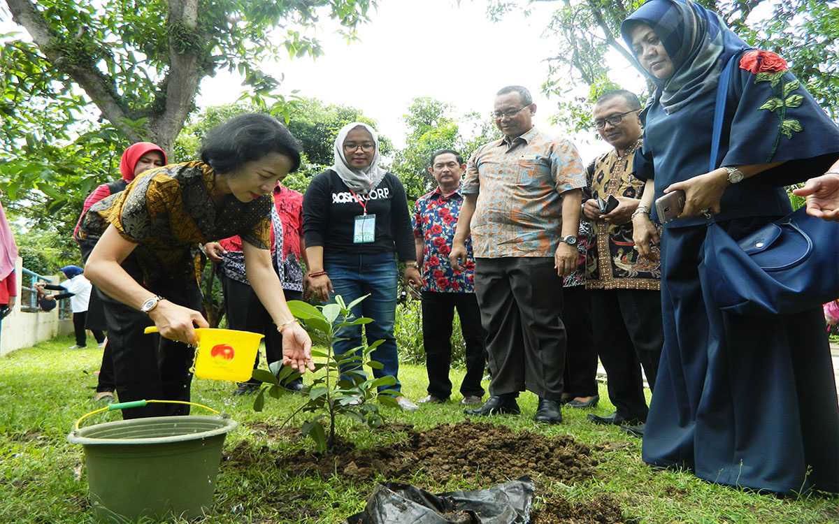 tiket masuk kebun binatang mangkang semarang