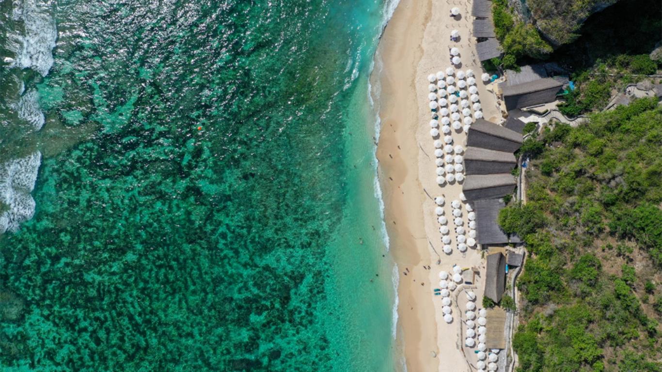 Sunday Beach Club