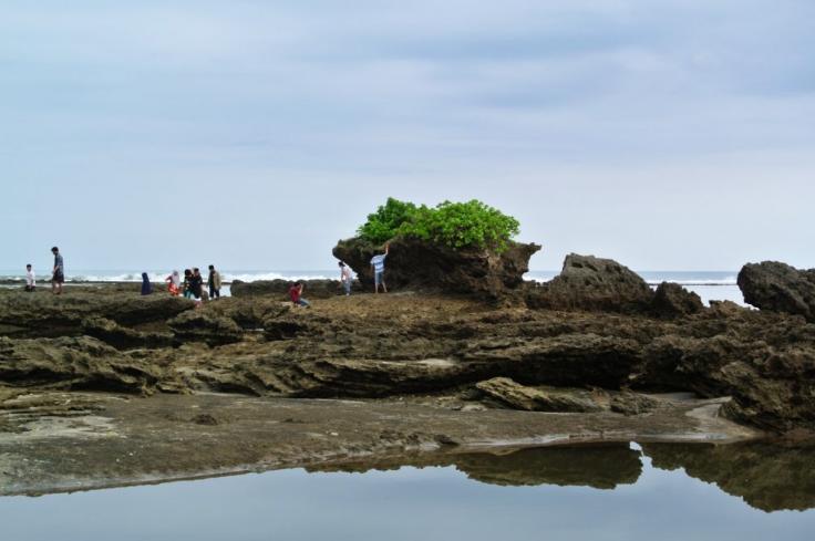 alamat pantai rancabuaya