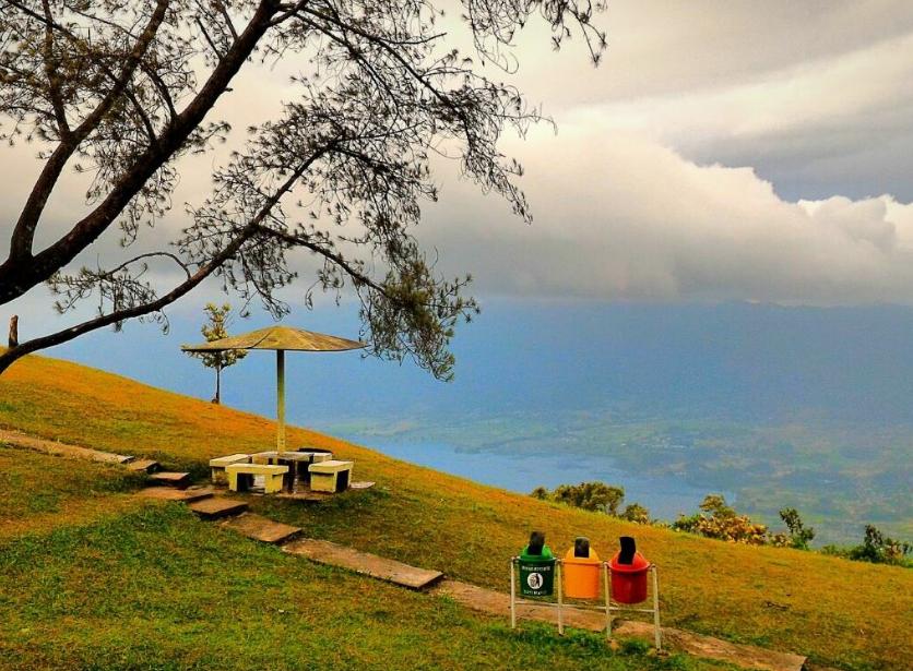 biaya masuk puncak lawang