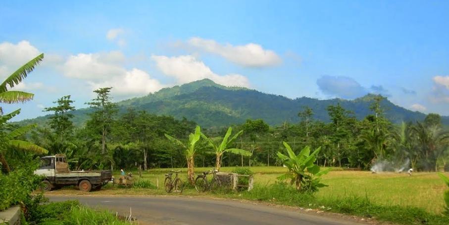 tempat wisata di jepara Gunung Genuk