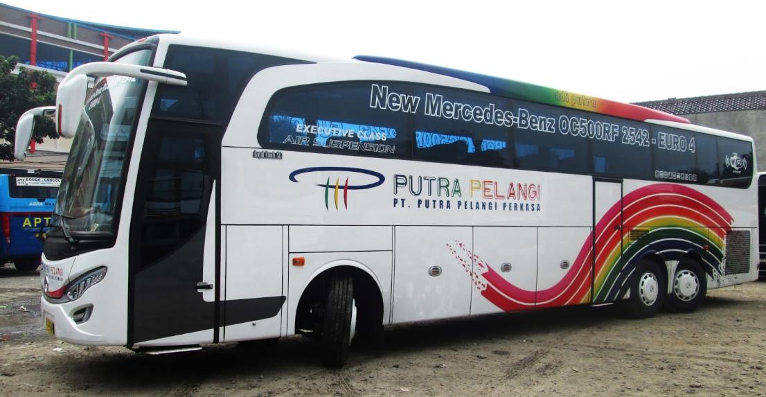 bus putra pelangi pekanbaru