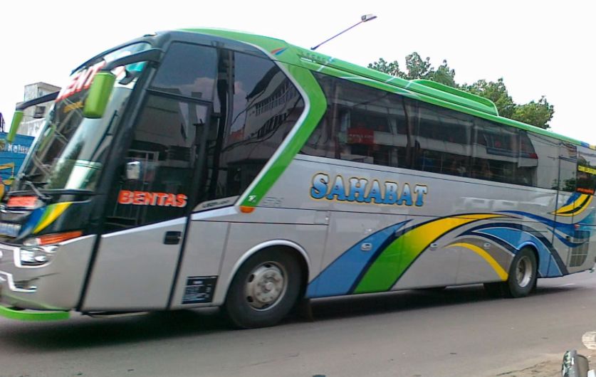 jadwal bus sahabat