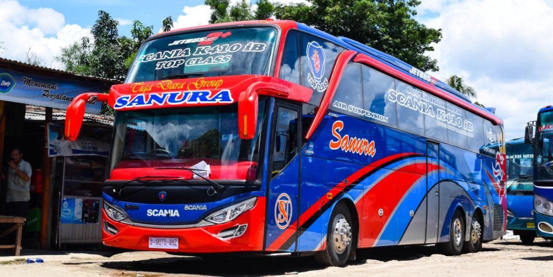 pemilik bus sanura