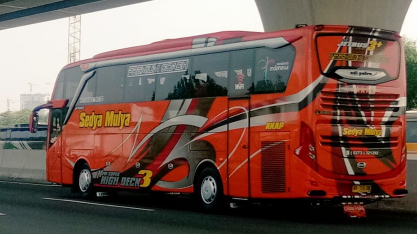 pemilik bus sedya mulya
