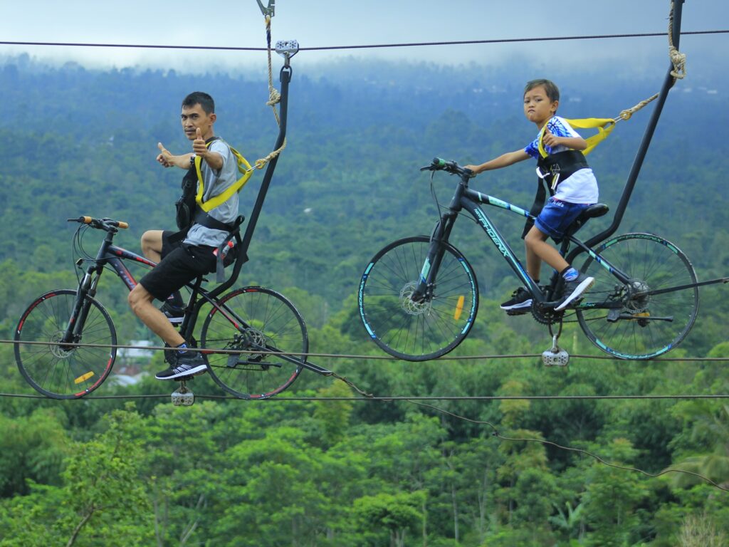 Aktivitas di Bukit Tangkeban