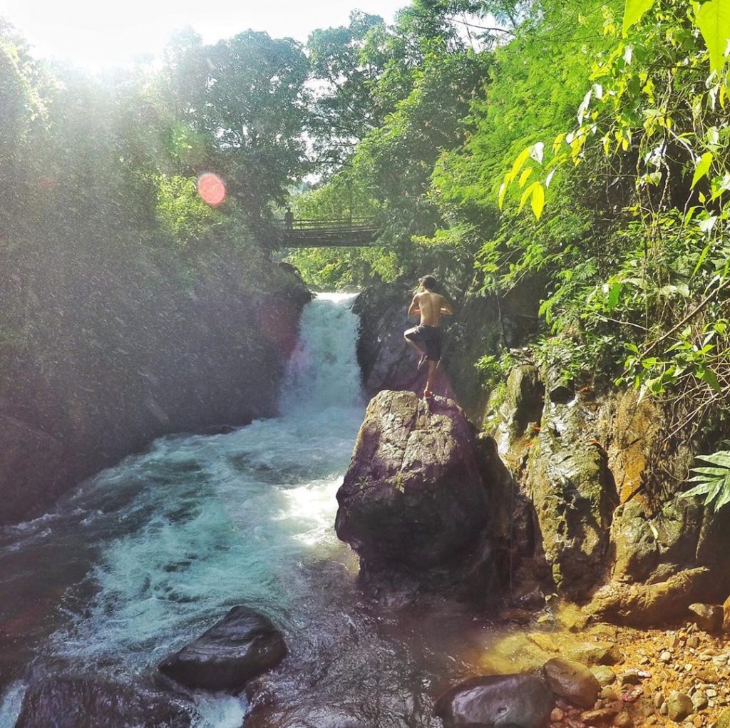 Aktivitas di Curug Putri Kencana