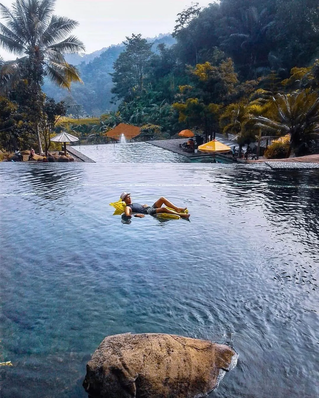 Aktivitas di Taman Batu Purwakarta