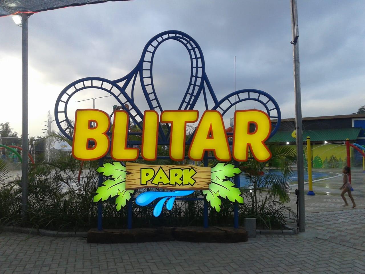 Jam Buka Blitar Park