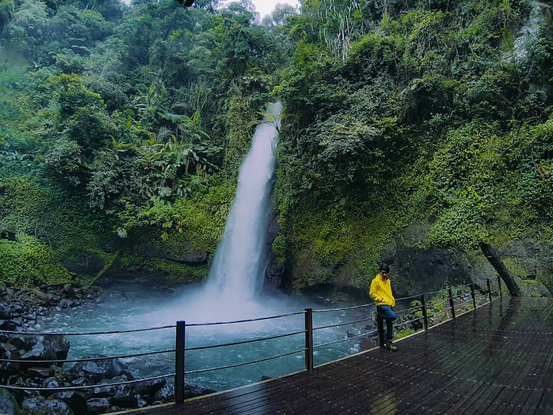 Jam Buka Curug Sawer