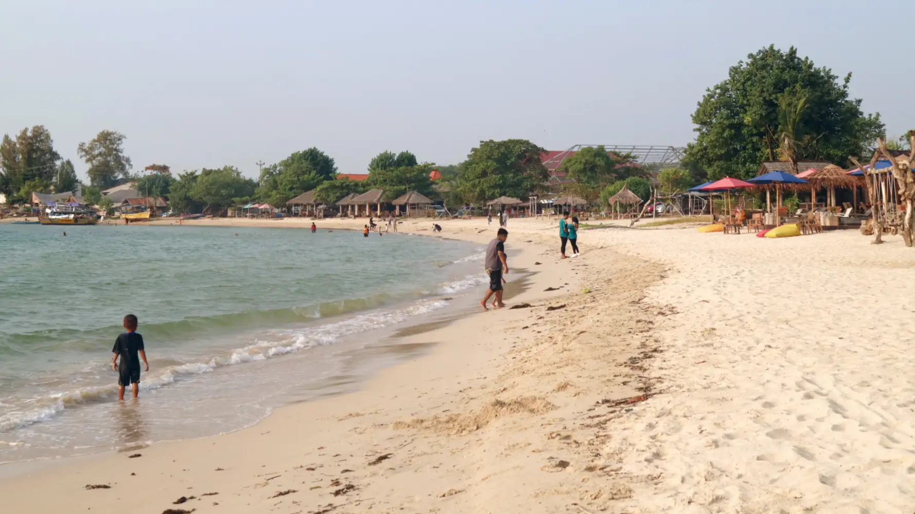 Jam Buka Pantai Bandengan