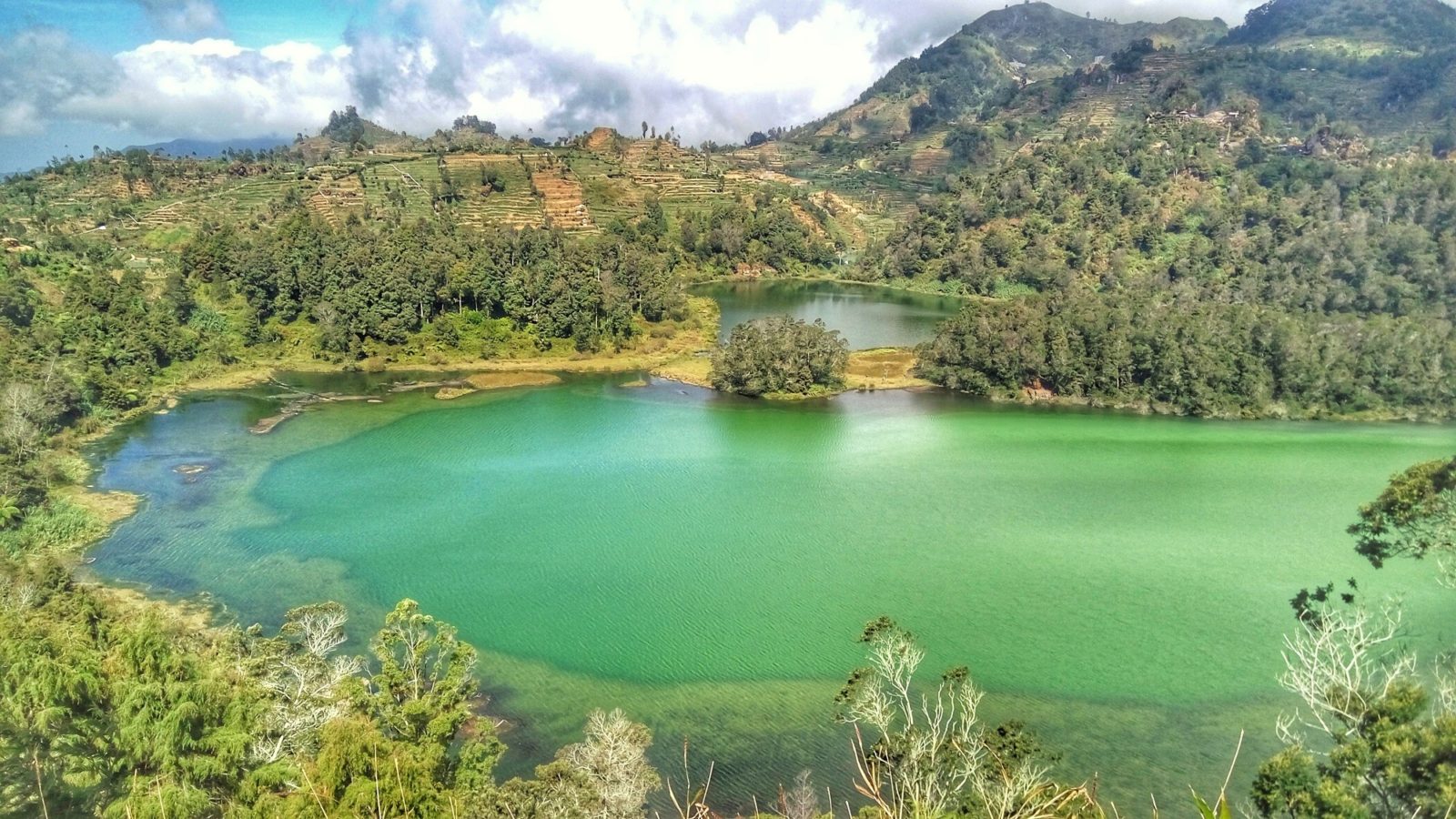 Jam Buka Telaga Warna Dieng