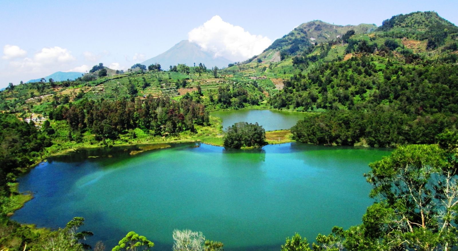 Legenda dan Mitos Telaga Warna Dieng