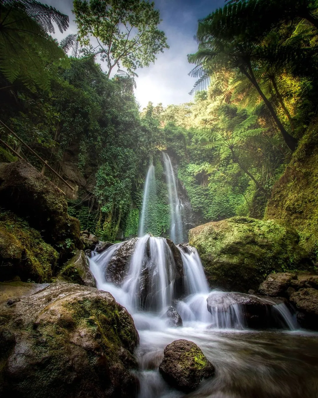 Misteri dan Mitos Air Terjun Jumog