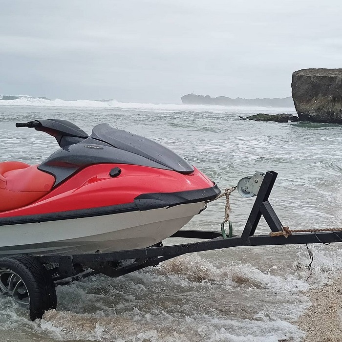 pantai indrayanti gunung kidul