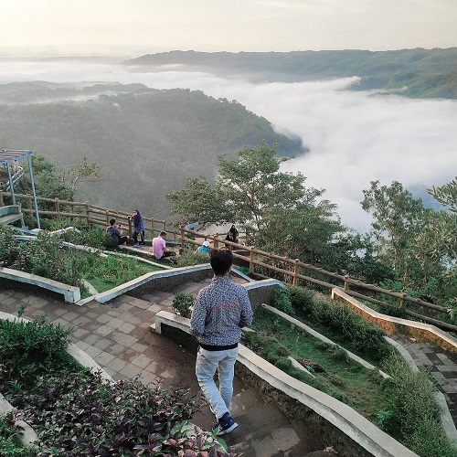 sunrise kebun buah mangunan