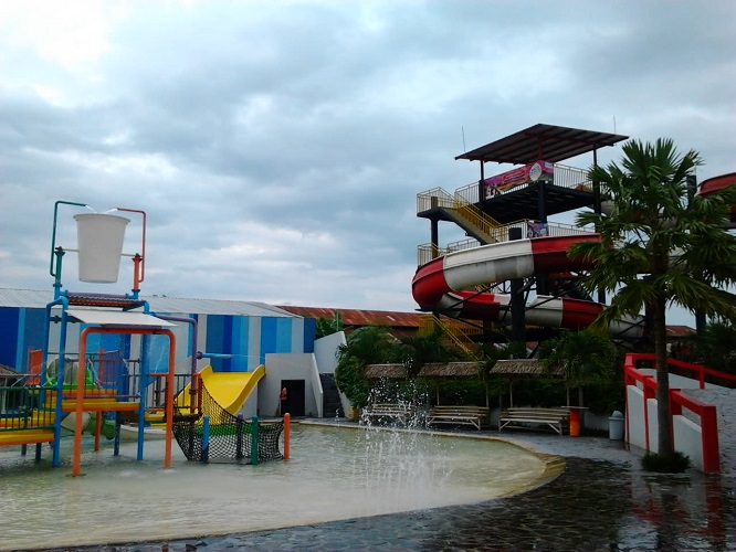 wahana balong waterpark